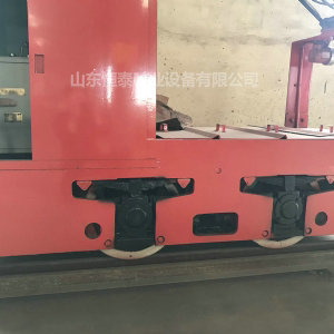 7噸架線(xiàn)式電機(jī)車(chē)